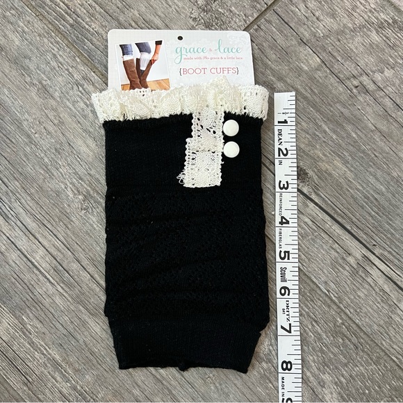 NWT Grace & Lace Dainty Lace Boot Cuffs - Picture 3 of 4